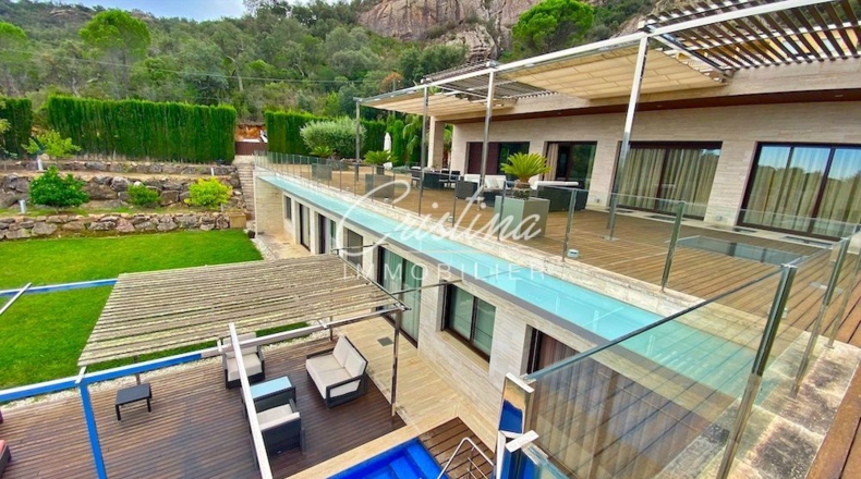 Gerona - Santa Cristina d'Aro - 2318m2