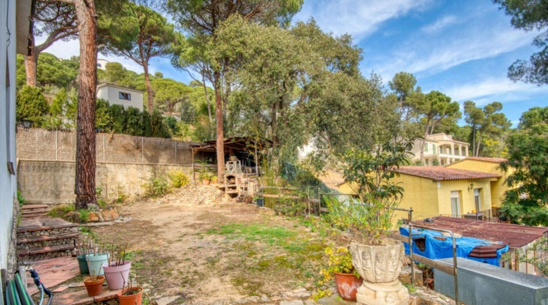 Girona - Sant Feliu de Guíxols - 842m2