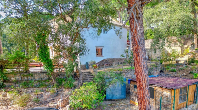Girona - Sant Feliu de Guíxols - 842m2