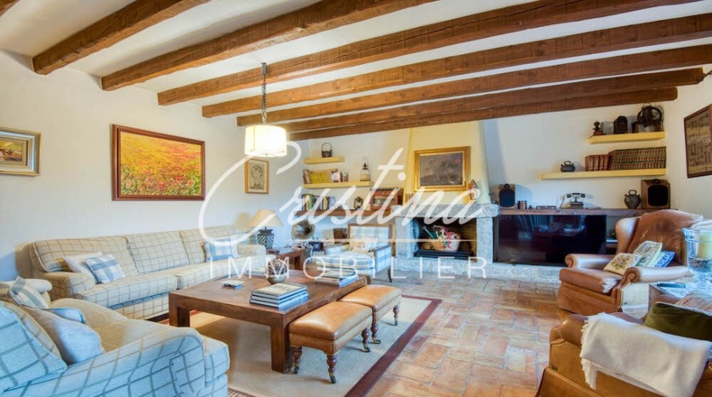 Жирона - Santa Cristina d'Aro - 2136m2