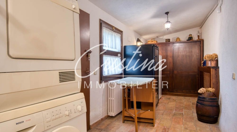 Жирона - Santa Cristina d'Aro - 2136m2
