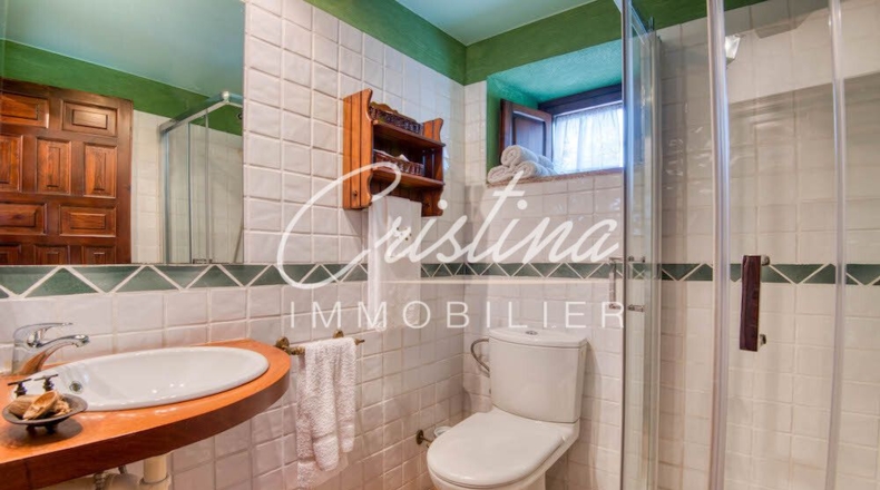 Жирона - Santa Cristina d'Aro - 2136m2