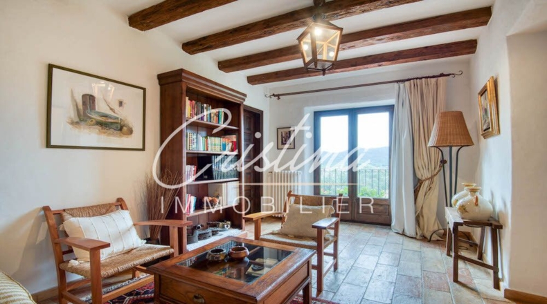Жирона - Santa Cristina d'Aro - 2136m2