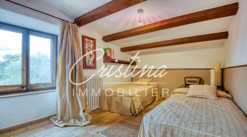 Жирона - Santa Cristina d'Aro - 2136m2