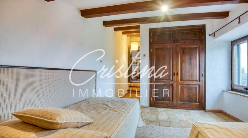 Жирона - Santa Cristina d'Aro - 2136m2