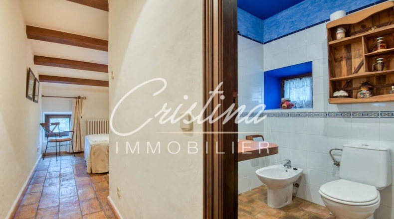 Жирона - Santa Cristina d'Aro - 2136m2