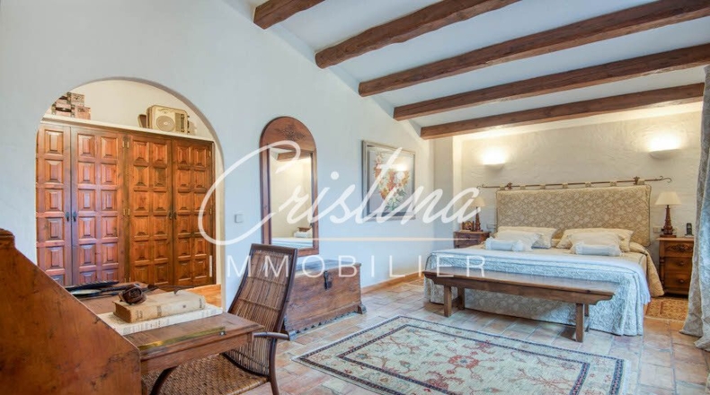 Жирона - Santa Cristina d'Aro - 2136m2