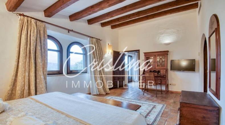 Жирона - Santa Cristina d'Aro - 2136m2
