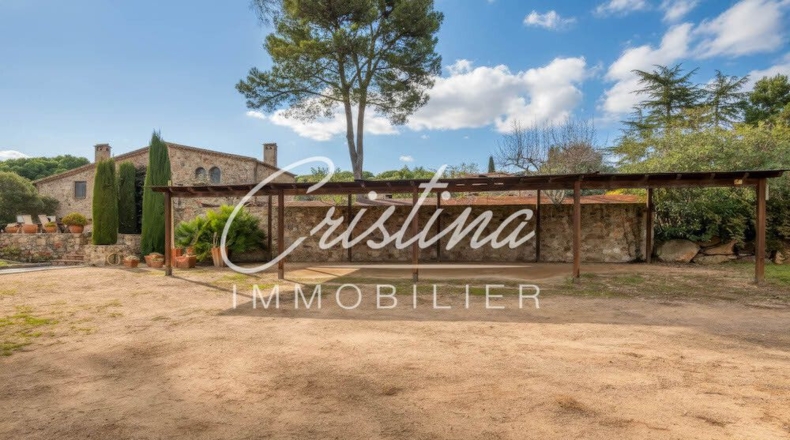 Жирона - Santa Cristina d'Aro - 2136m2