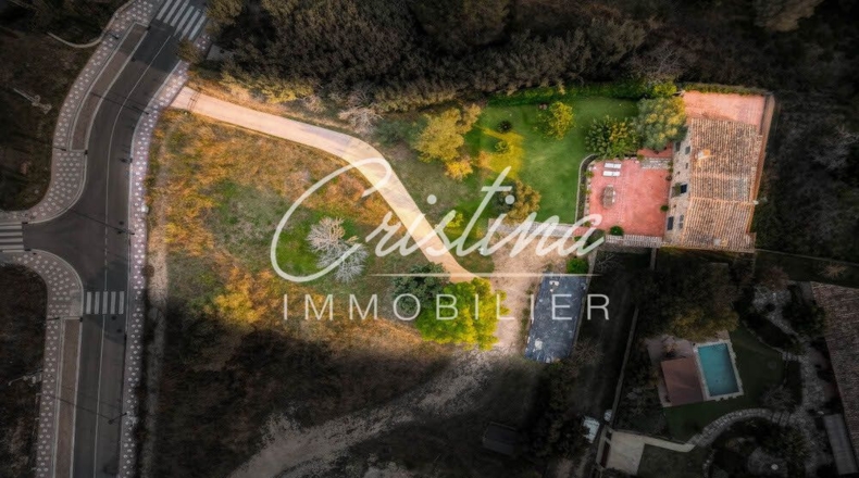 Жирона - Santa Cristina d'Aro - 2136m2