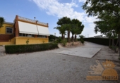 Chalet independiente con terreno en venta en Molina de Segura ref: TR27638 foto