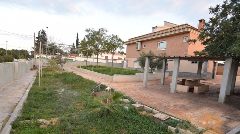 Murcia - Molina de Segura - 1200m2