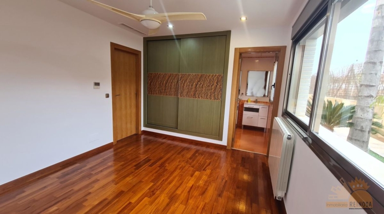 Murcia - Molina de Segura - 800m2