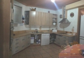 Дом с участком на продажу в городе Molina de Segura. Фото