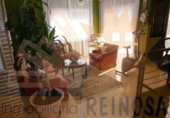 Отдельно стоящий дом с участком на продажу в городе Molina de Segura. Фото