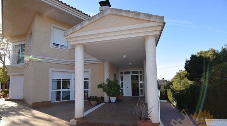 Murcia - Molina de Segura - 1040m2