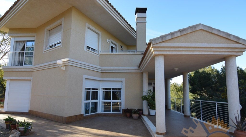 Murcia - Molina de Segura - 1040m2