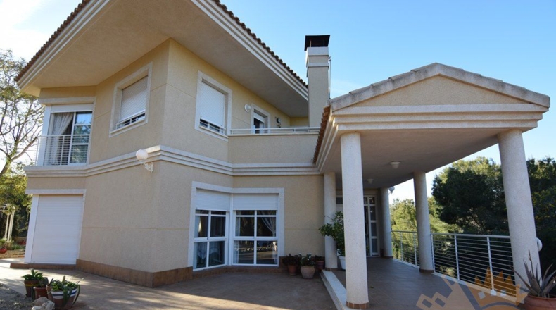 Murcia - Molina de Segura - 1040m2