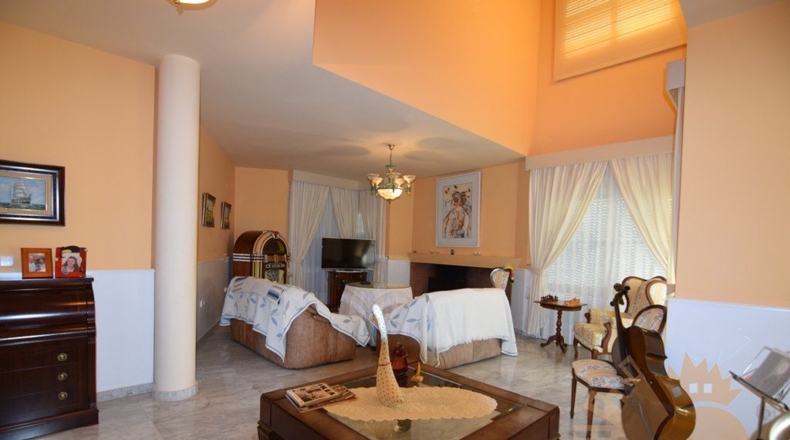 Murcia - Molina de Segura - 1040m2