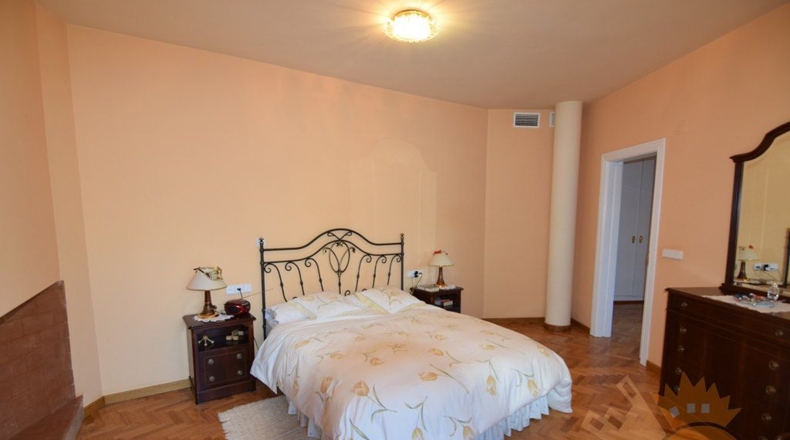Murcia - Molina de Segura - 1040m2