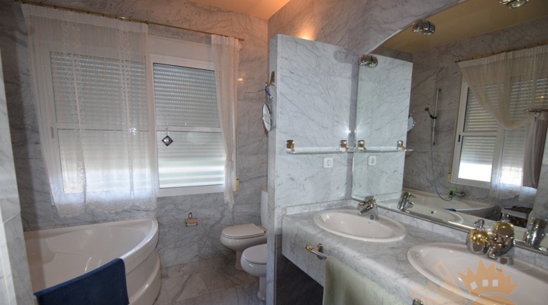 Murcia - Molina de Segura - 1040m2