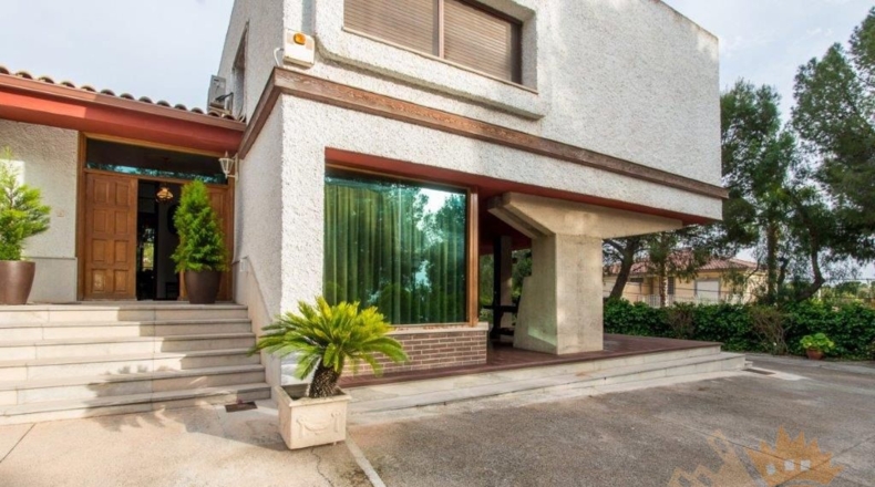 Murcia - Los Vientos - 1600m2