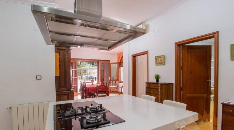 Murcia - Los Vientos - 1600m2