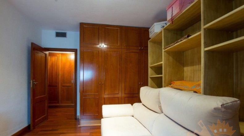 Murcia - Los Vientos - 1600m2