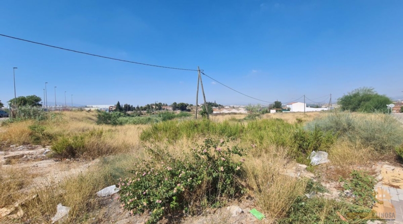 Murcia - Los Vientos - 24000m2