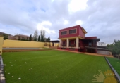Отдельно стоящий дом с участком на продажу в городе Molina de Segura. Фото