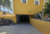 Отдельно стоящий дом с участком на продажу в городе Molina de Segura. Фото