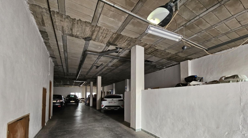 Murcia - Molina de Segura - 652m2