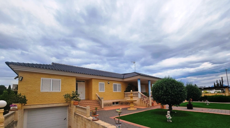 Murcia - Molina de Segura - 1200m2