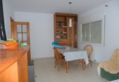 Отдельно стоящий дом с участком на продажу в городе Santa Eulàlia de Ronçana. Фото