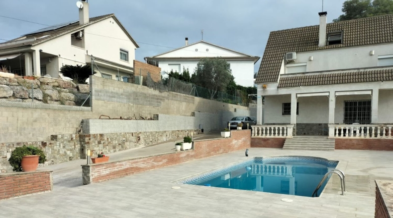 Barcelona - Lliçà de Vall - 863m2