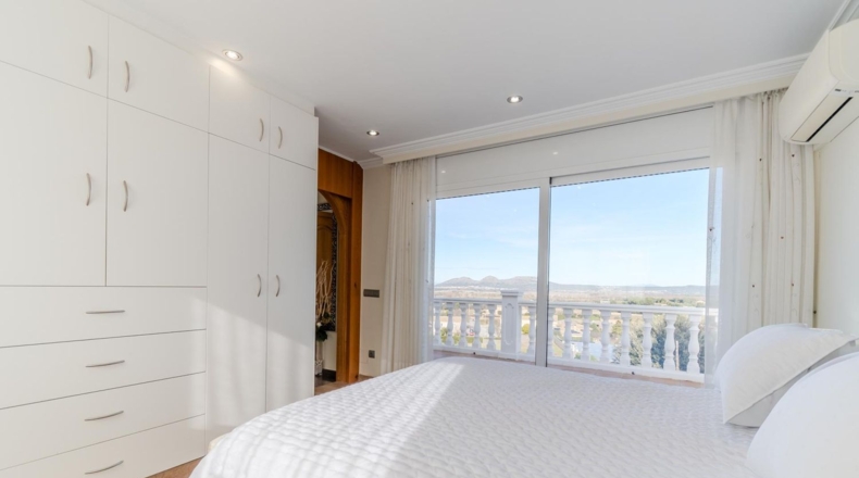 Gerona - Льягостера - 460m2