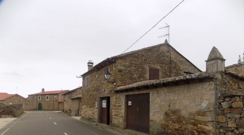 León - Santa Catalina de Somoza - 695m2
