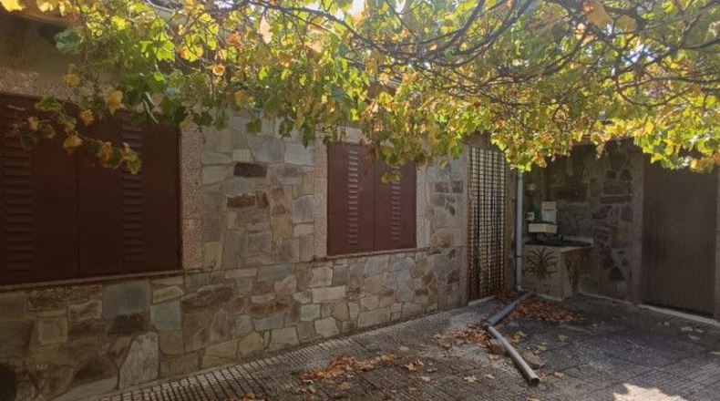 León - Santa Catalina de Somoza - 695m2