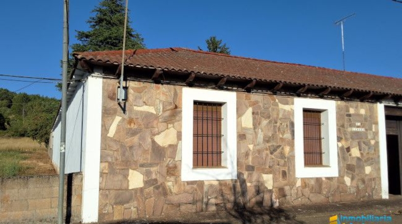 Leon - Villamejil - 692m2
