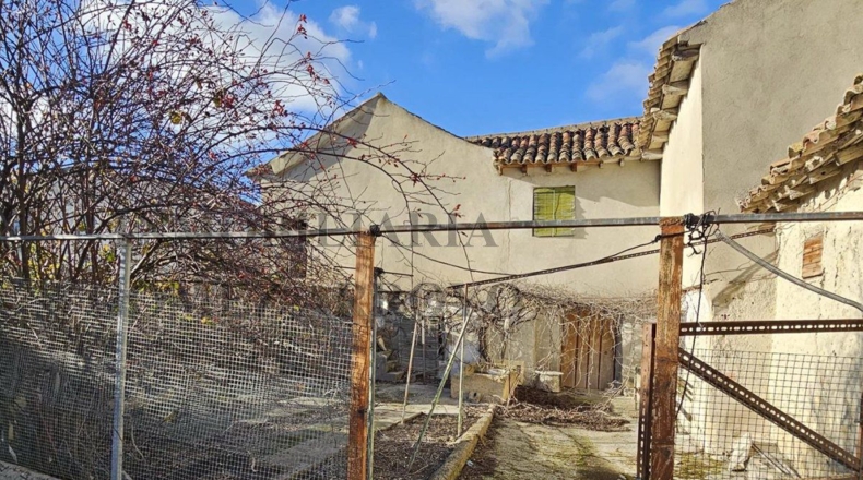 Palencia - Ampudia - 1069m2