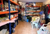 Отдельно стоящий дом с участком на продажу в городе Паленсия Фото