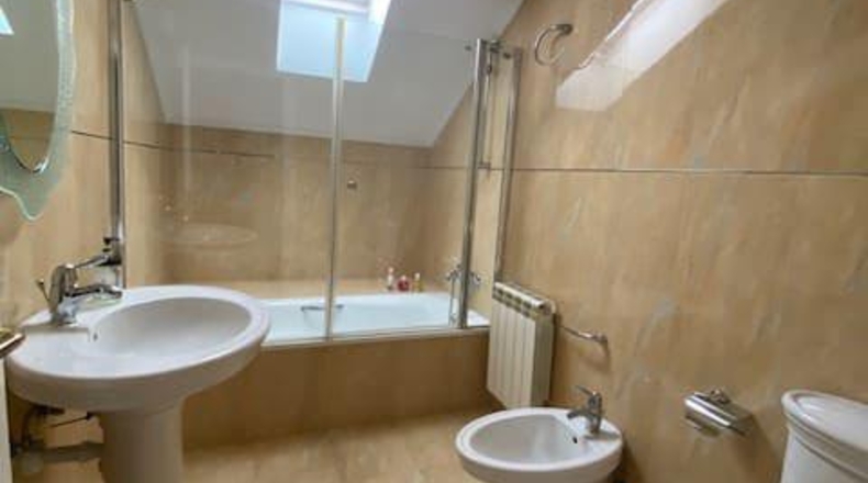 Asturias - Овьедо - 1200m2