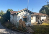 Земля на продажу у города Овьедо. Фото