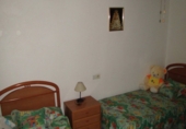 Дом с участком на продажу в городе Cartaya. Фото