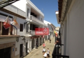 Дом с участком на продажу в городе Cartaya. Фото