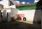 Дом с участком на продажу в городе Cartaya. Фото