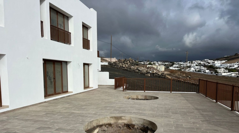 Лас-Пальмас - San Bartolomé - 3423m2