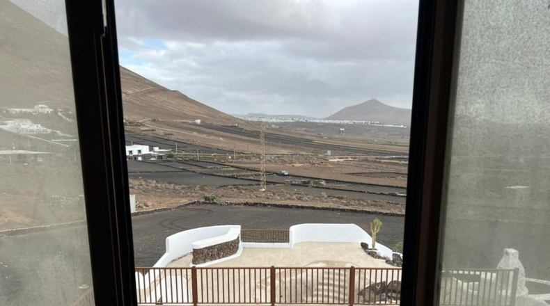 Лас-Пальмас - San Bartolomé - 3423m2