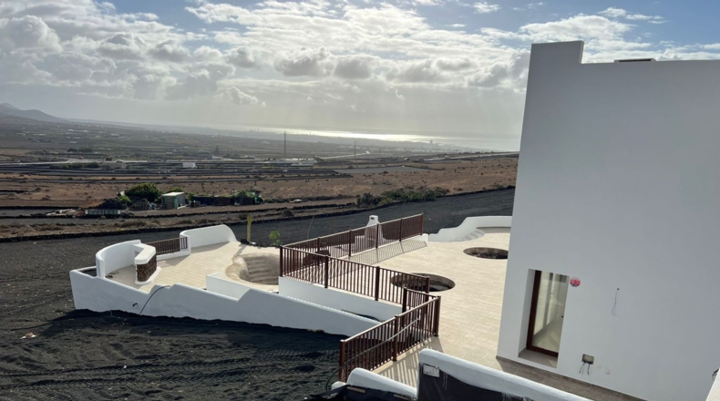 Лас-Пальмас - San Bartolomé - 3423m2