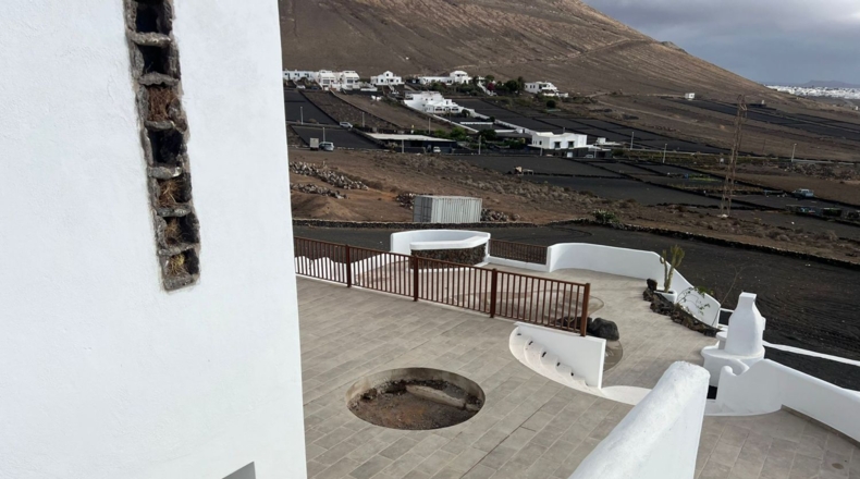 Лас-Пальмас - San Bartolomé - 3423m2